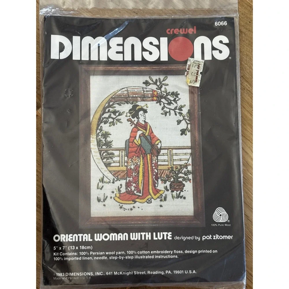 Vintage‎ Dimensions Crewel embroidery Kit Oriental Woman with Lute Zitomer 6066
